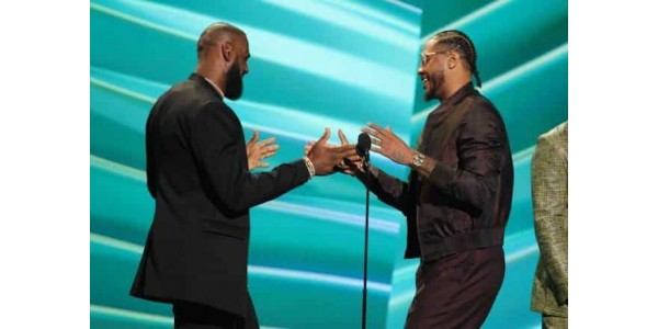 Carmelo Anthony cree que LeBron James es la presencia más especial en la NBA